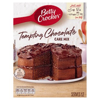 Betty Crocker Tempting Chocolate Cake Mix, 425g